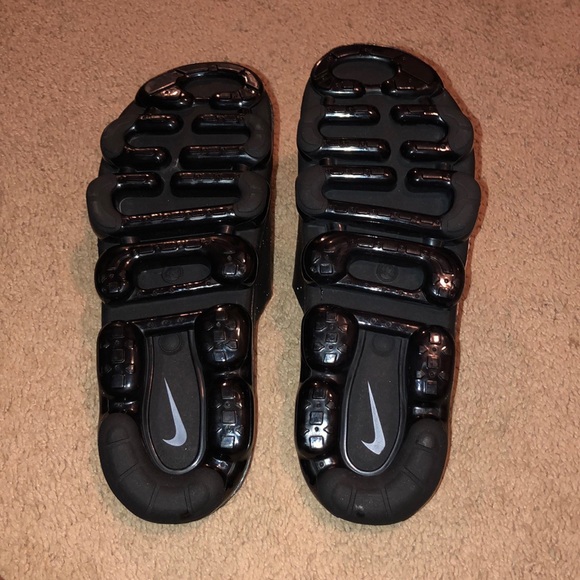 vapormax plus slides